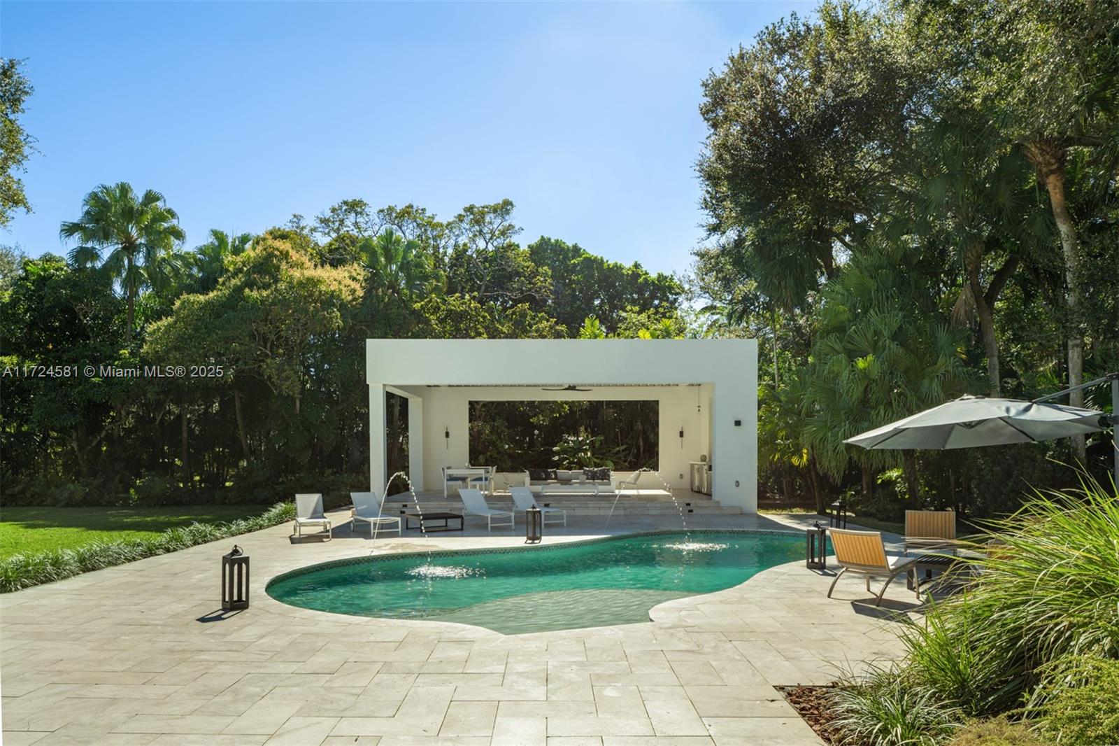 PARKWAY HOMESITES - Residential