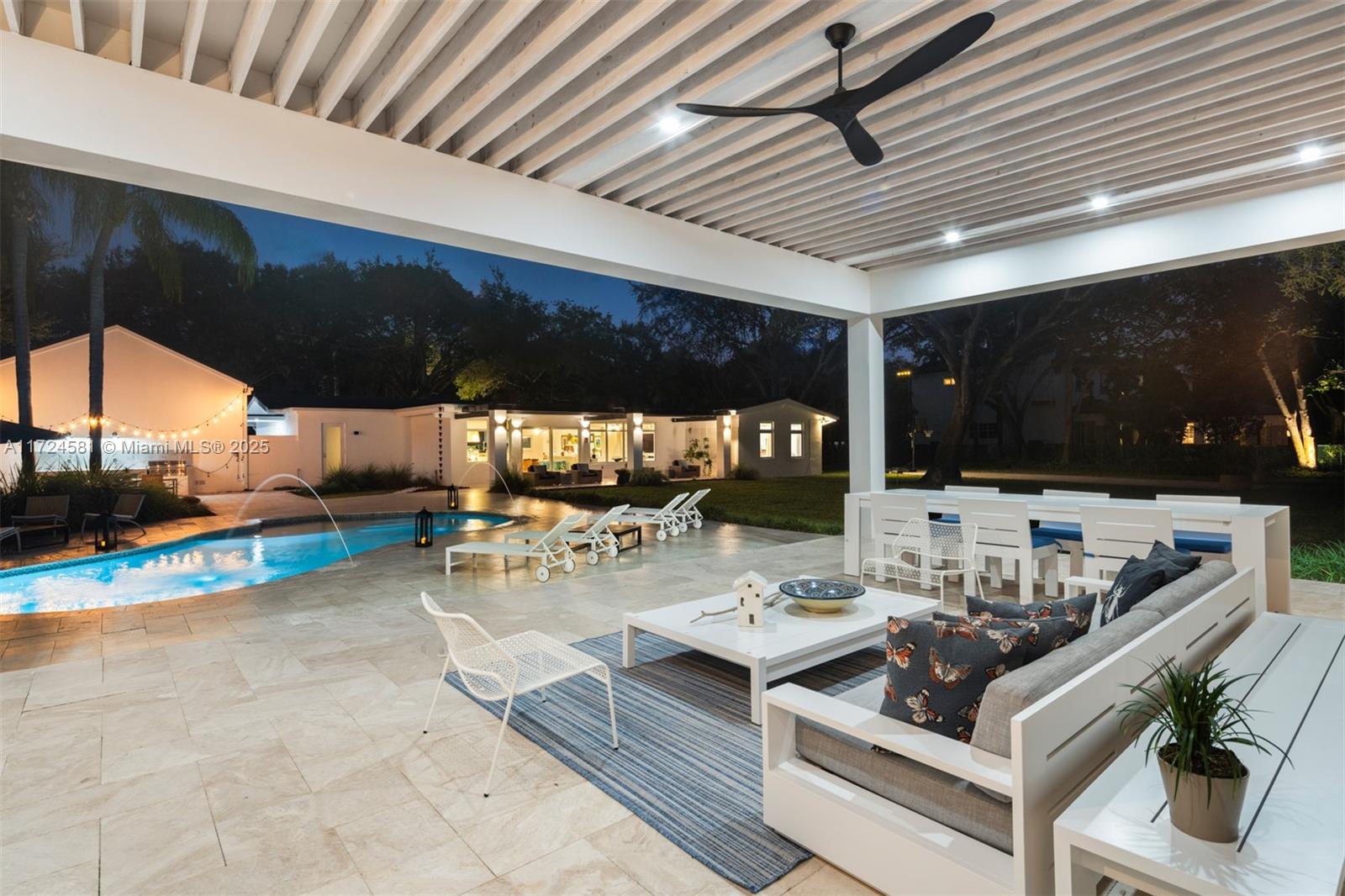 PARKWAY HOMESITES - Residential