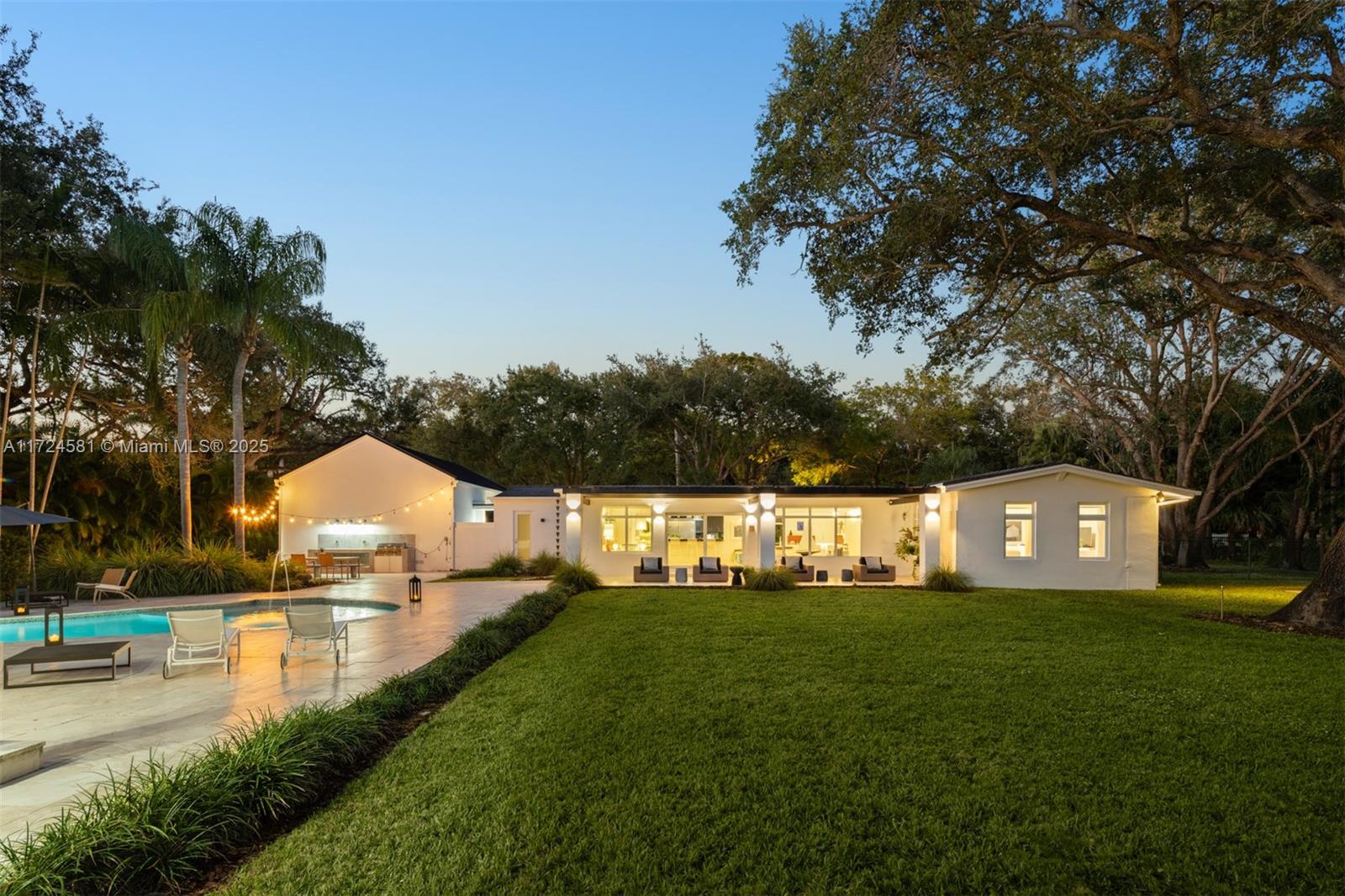 PARKWAY HOMESITES - Residential