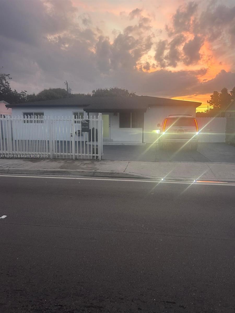 9020 NW 32nd Ave