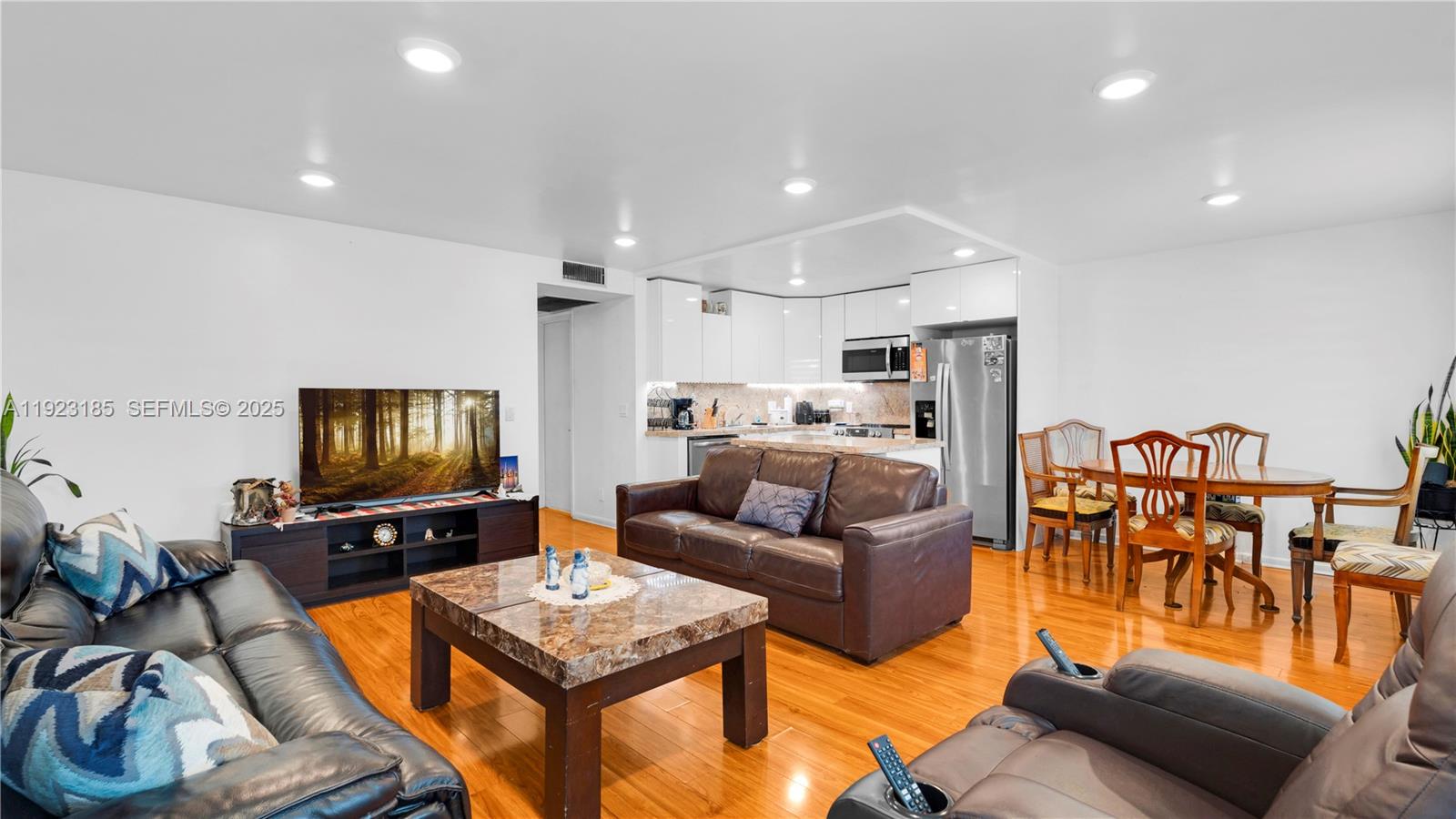 NEW HAMPTON AT CENTURY VI - Residential