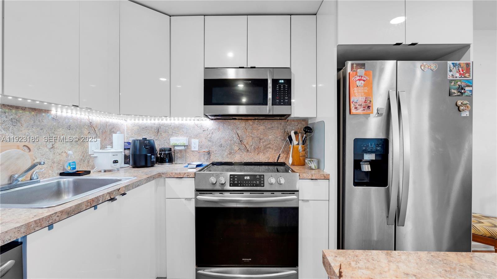 NEW HAMPTON AT CENTURY VI - Residential