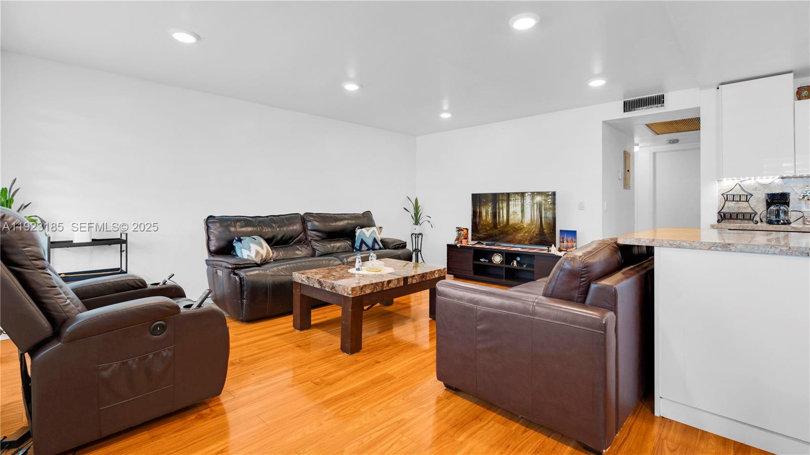 NEW HAMPTON AT CENTURY VI - Residential