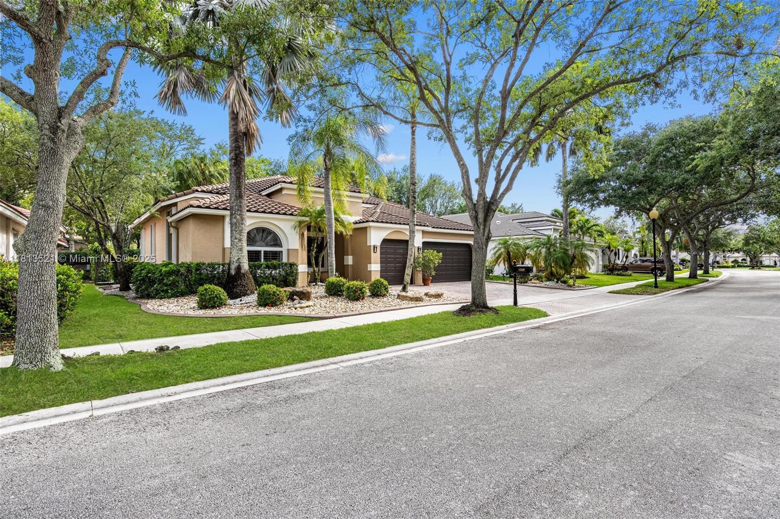 1326 Ginger Cir