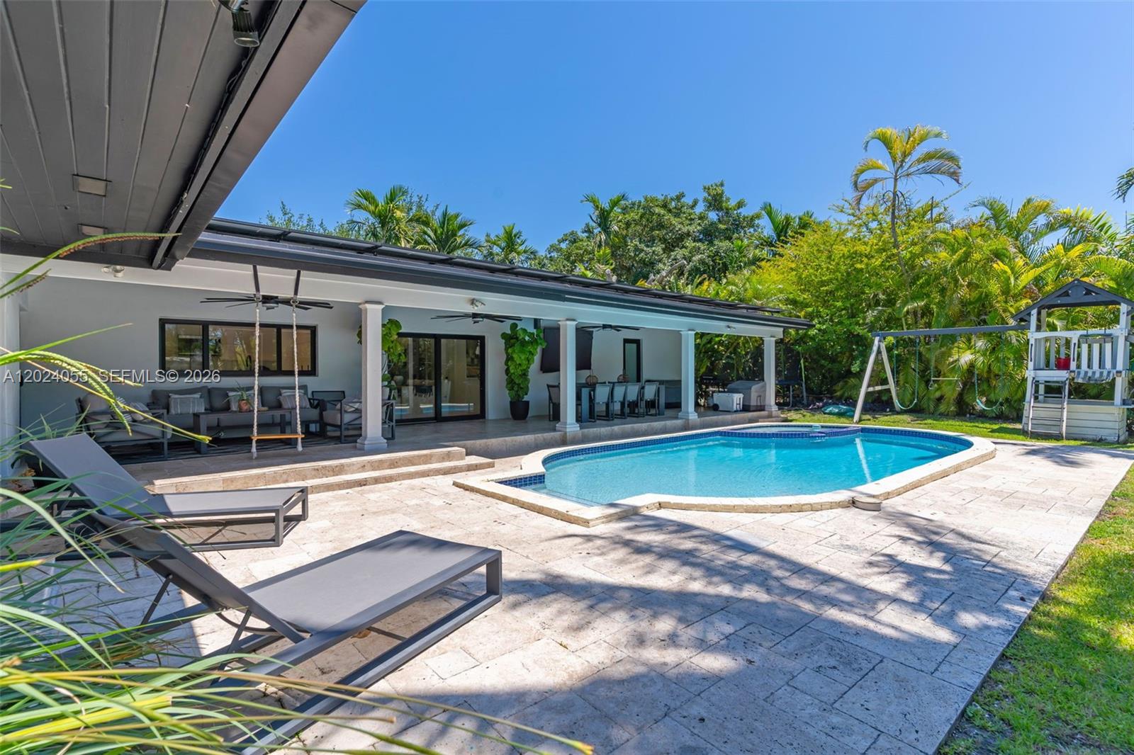 LAKE SHELDON - Residential
