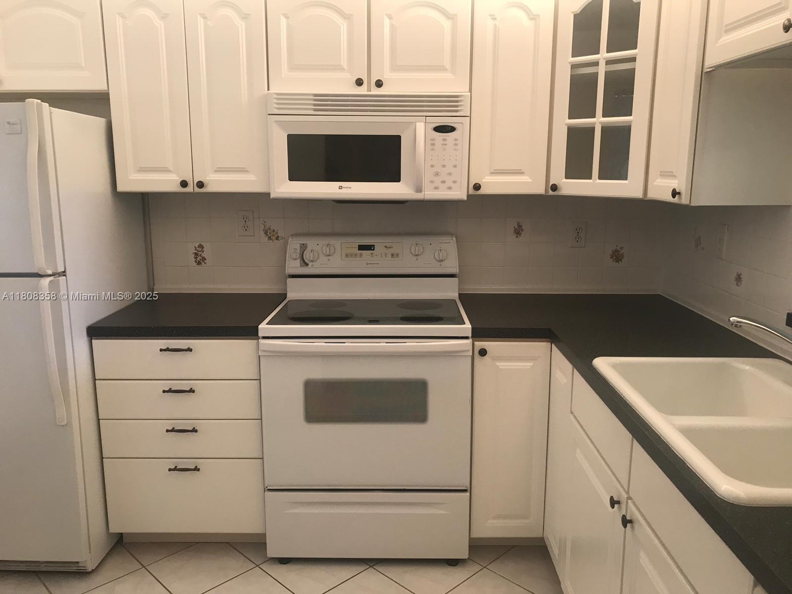 1800 SW 81st Ave 1411
