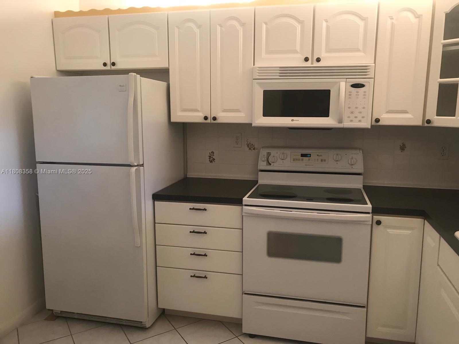 1800 SW 81st Ave 1411