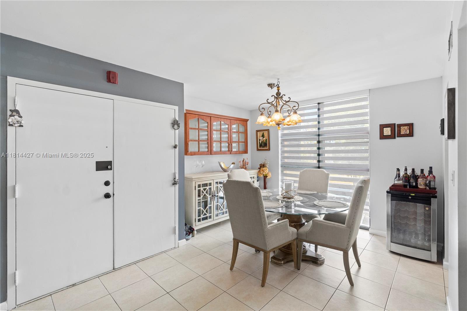 INTERNATIONAL PARK I COND - Residential