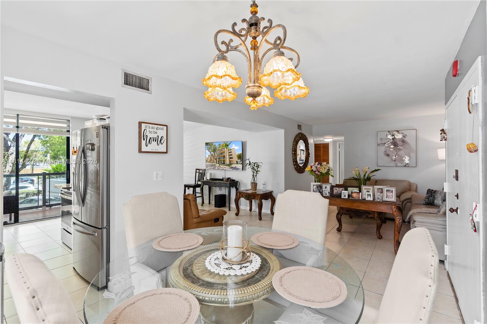 INTERNATIONAL PARK I COND - Residential