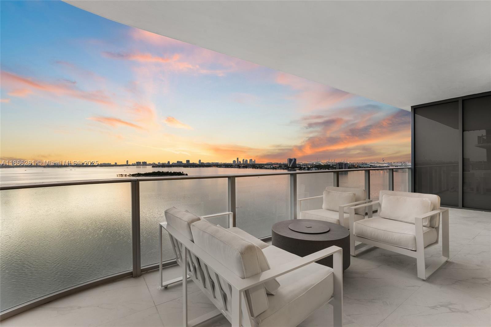 Aria Reserve - Residential