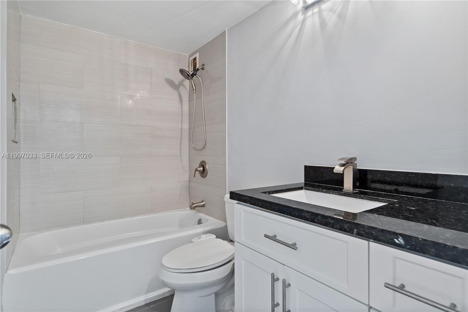 KENNEDY HOUSE CONDO - Residential