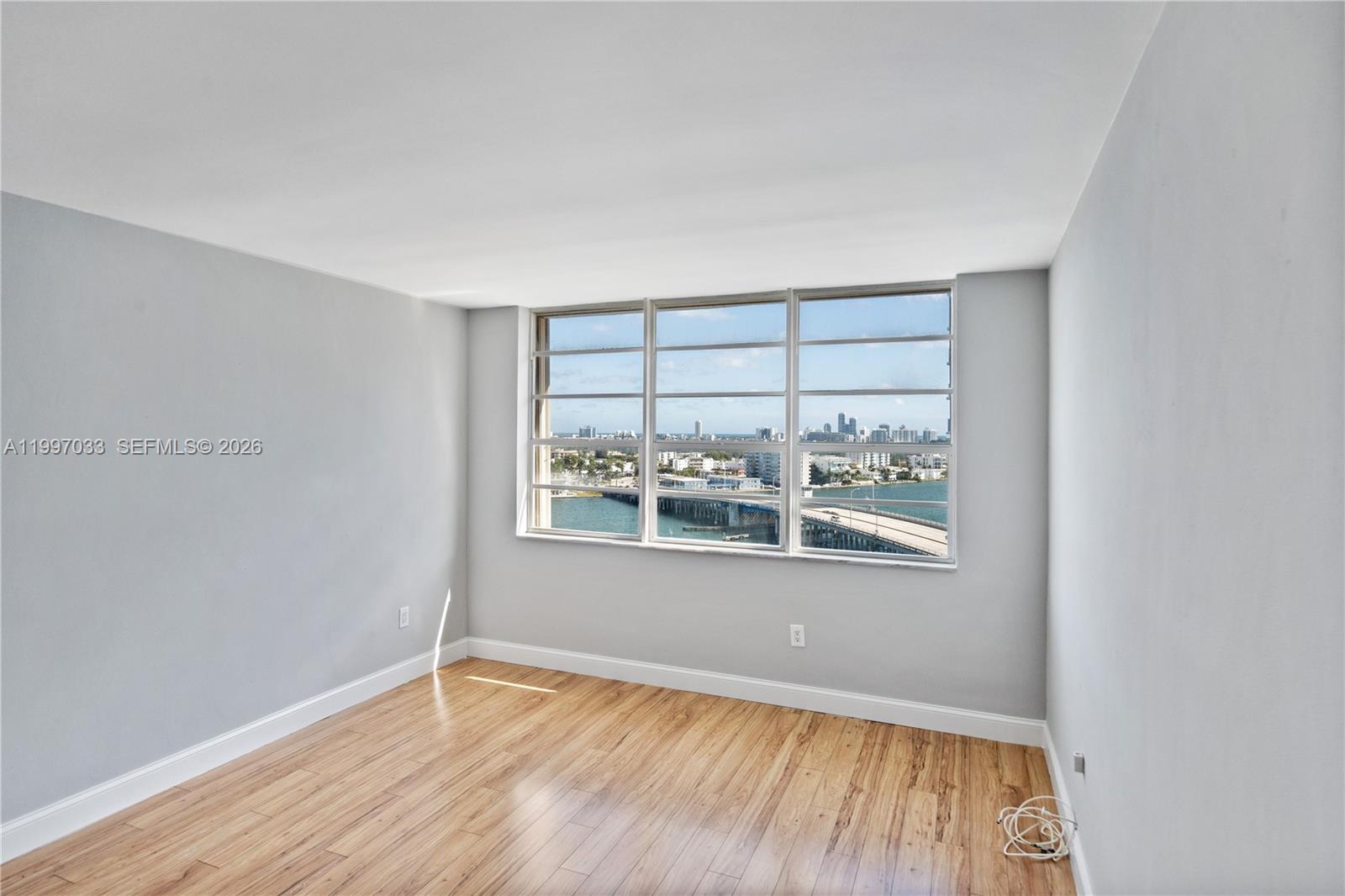 KENNEDY HOUSE CONDO - Residential