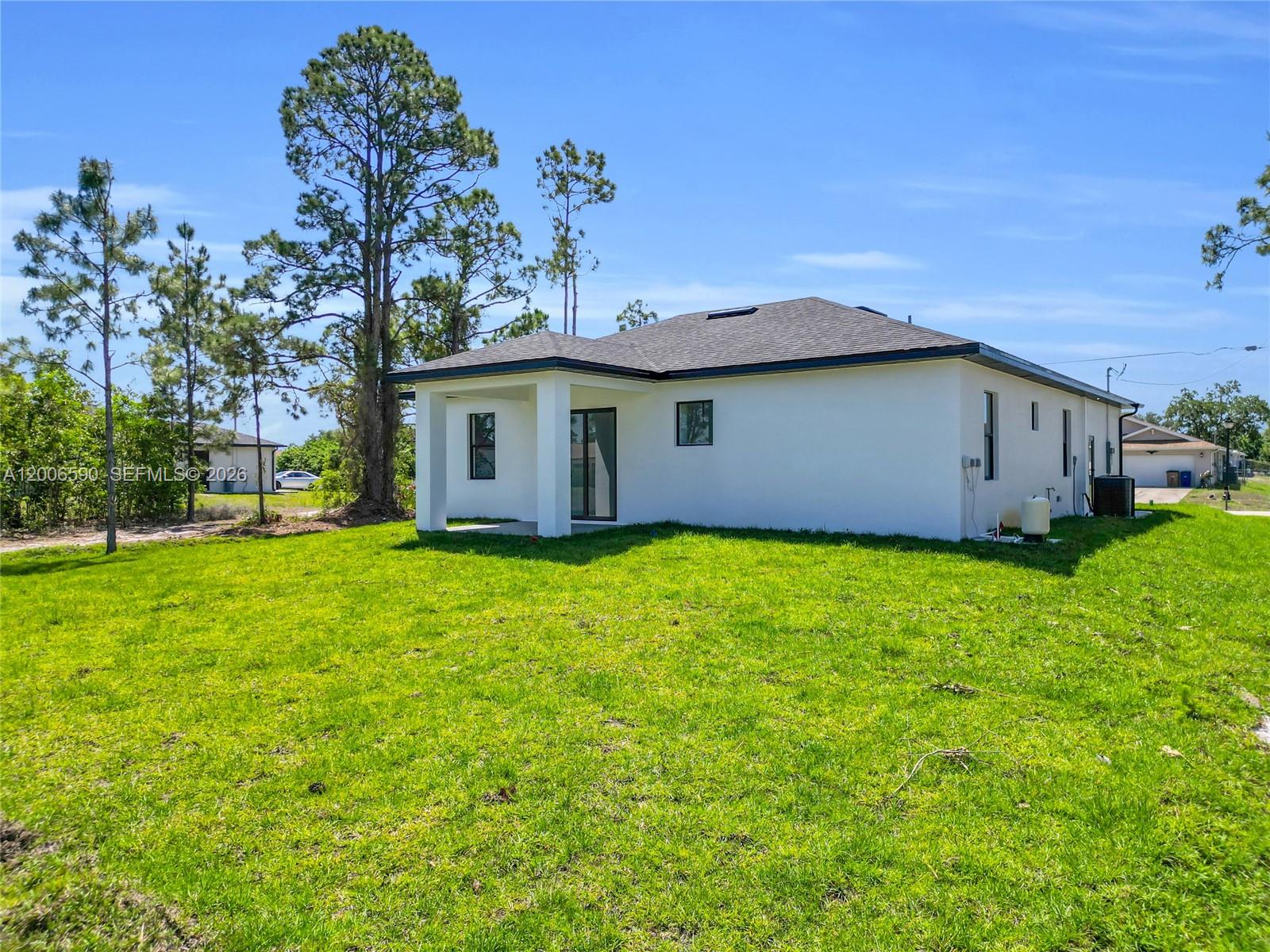 LEHIGH ACRES - Residential