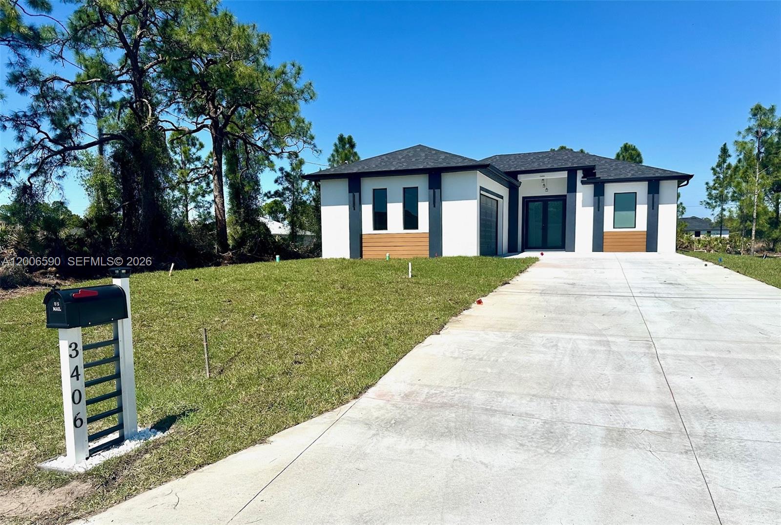LEHIGH ACRES - Residential