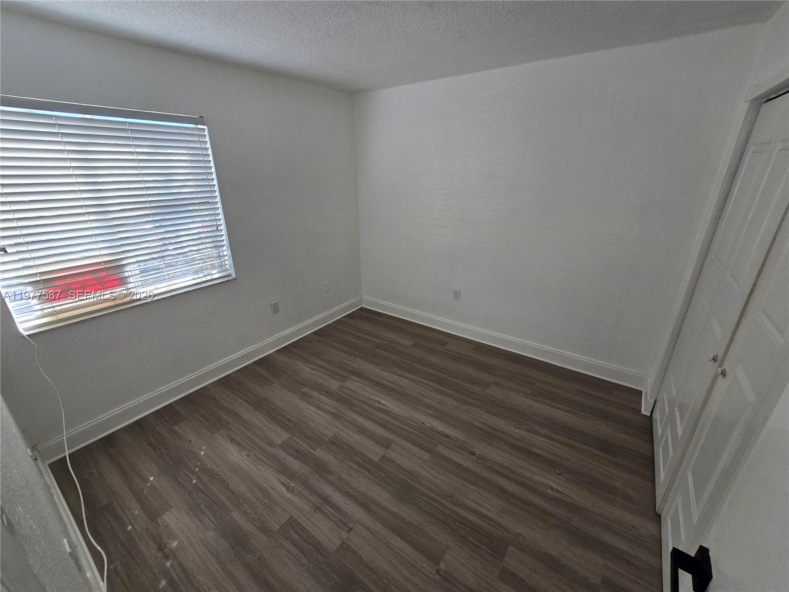 VILLA REAL CONDO NO 7 - Residential