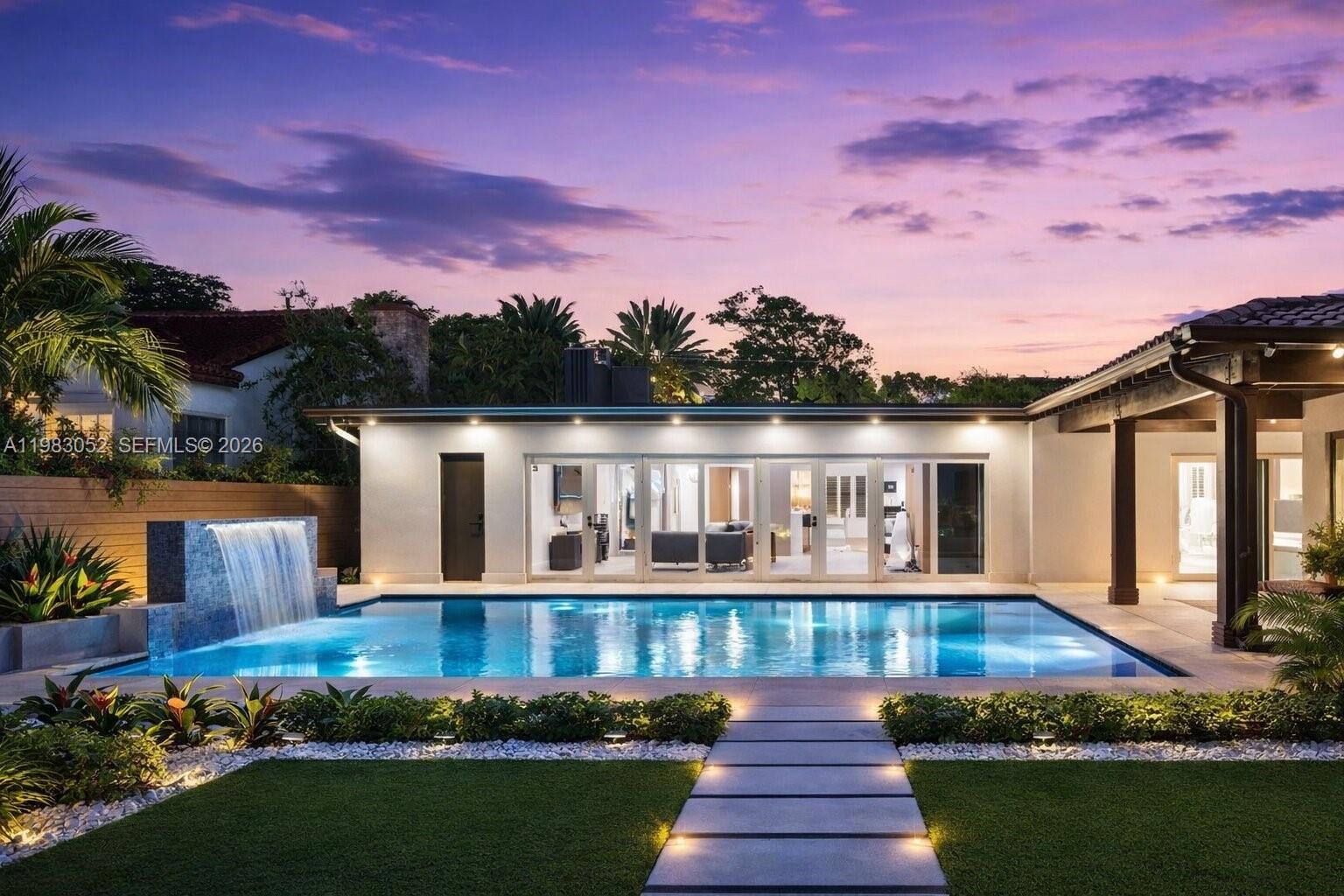 BISCAYNE POINT - Residential