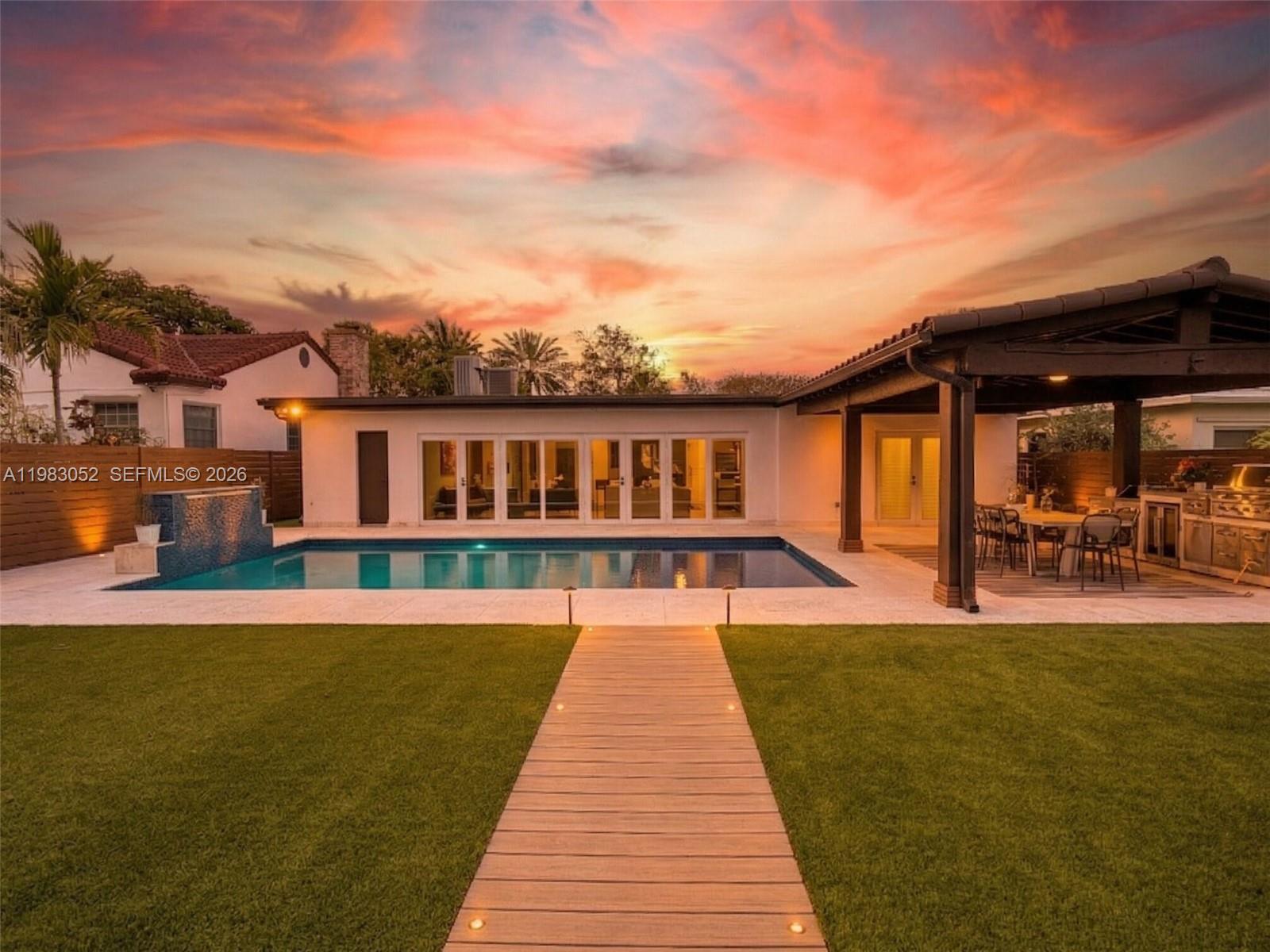 BISCAYNE POINT - Residential