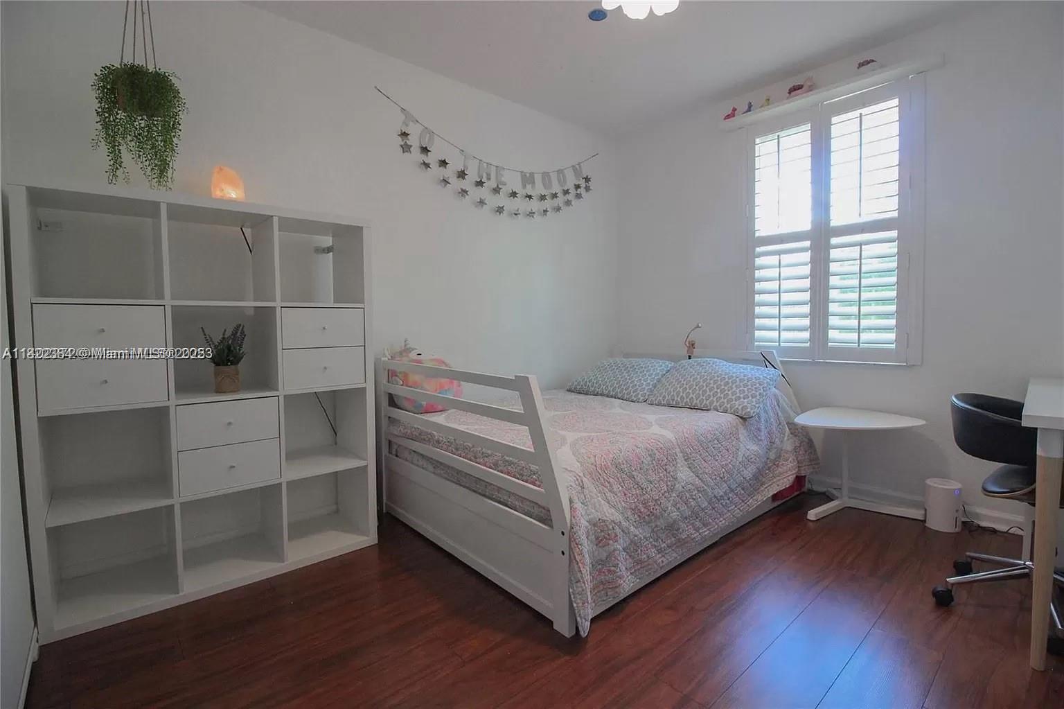 WYNDHAM HEIGHTS - Residential