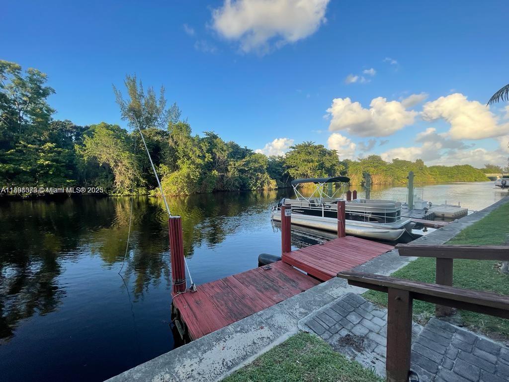 CANAL GROVES CONDO - Residential Lease