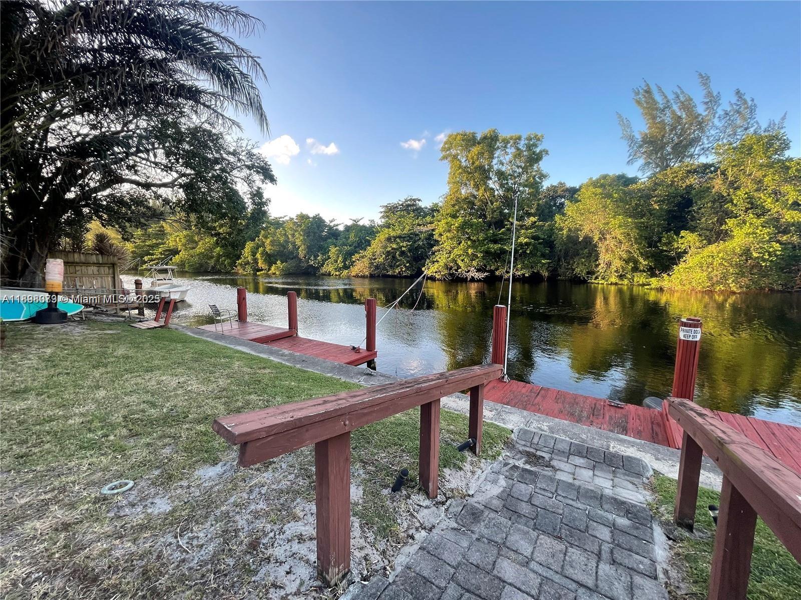 CANAL GROVES CONDO - Residential Lease