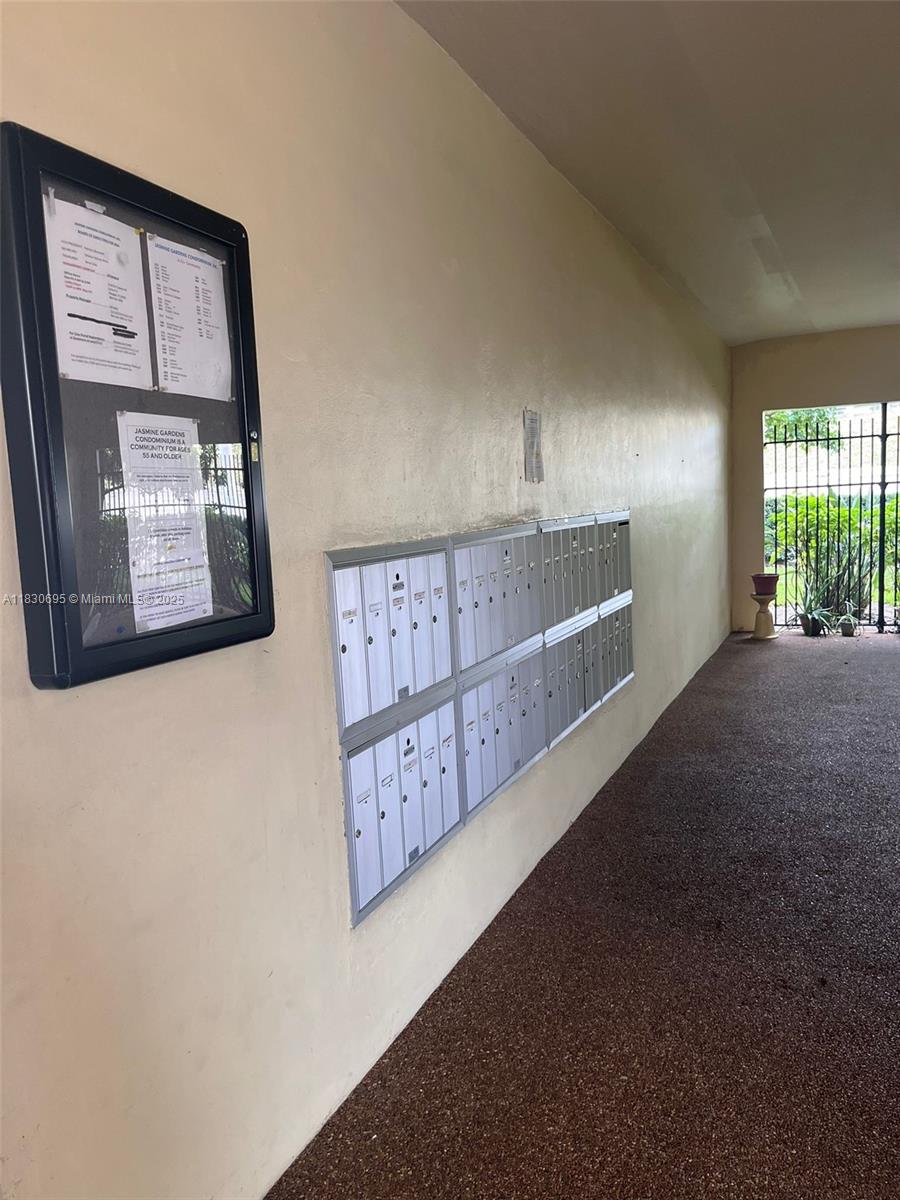 JASMINE GARDENS CONDO INC - Residential Lease