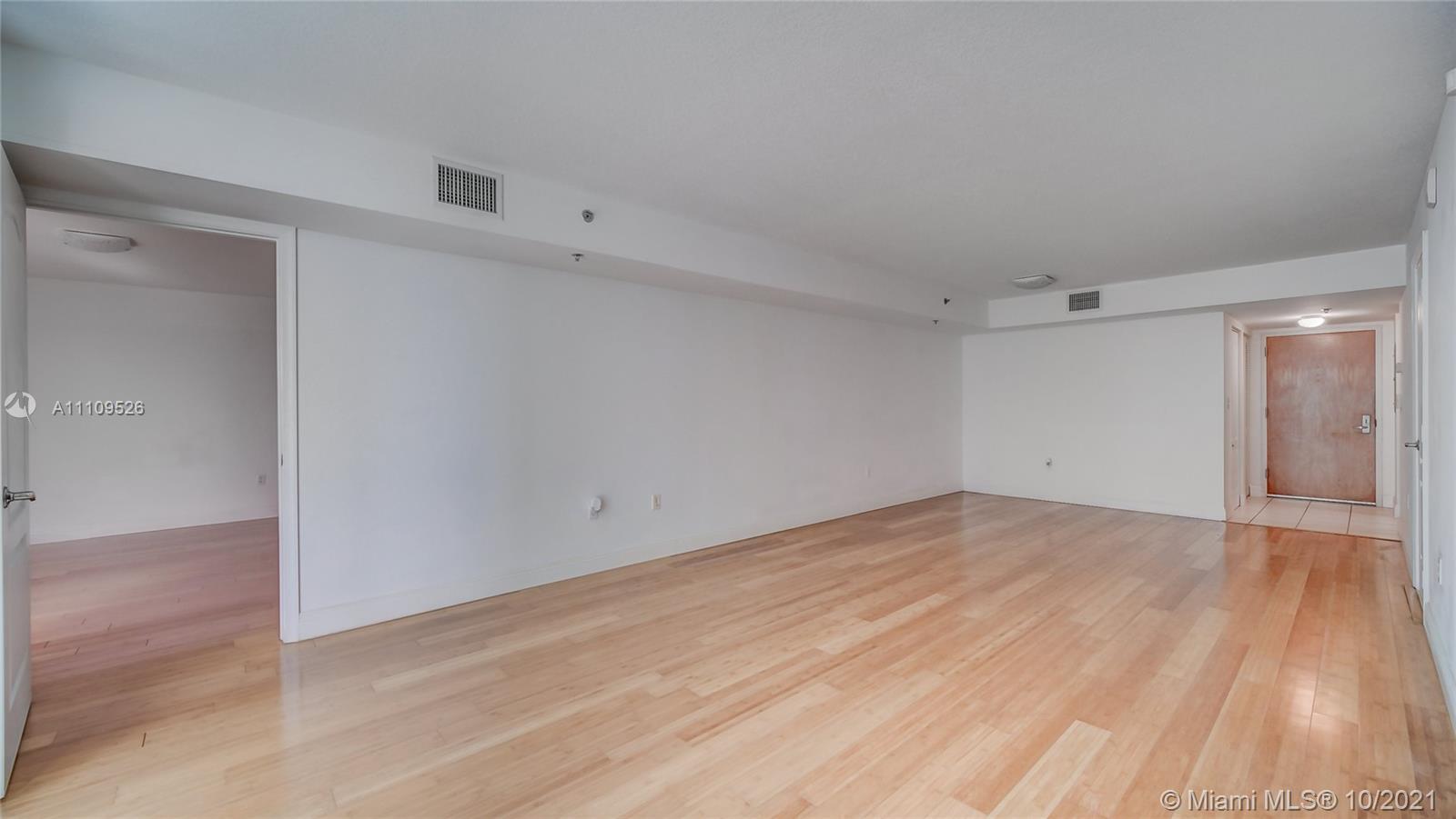 The Club at Brickell Bay - Residential