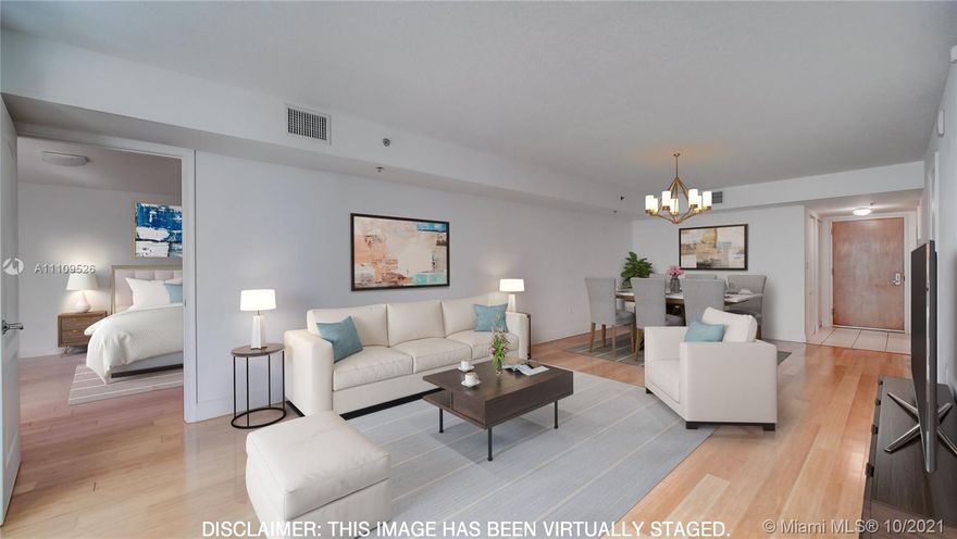 Lucrative investment opportunity in the heart of Brickell. The Club at Brickell Bay Plaza allows short-term leasing making it perfect for Airbnb. This is the best priced and the larger 2 bed 2 full-bath model with 1,183 sqft which has been updated with bamboo flooring throughout. Southern exposure with partial water and city views. Amenities include two pools, hot-tub, exercise facilities, game room, guarded entry, valet parking and more. Just a few short blocks away from the City Centre. Vacant and ready for immediate occupancy.