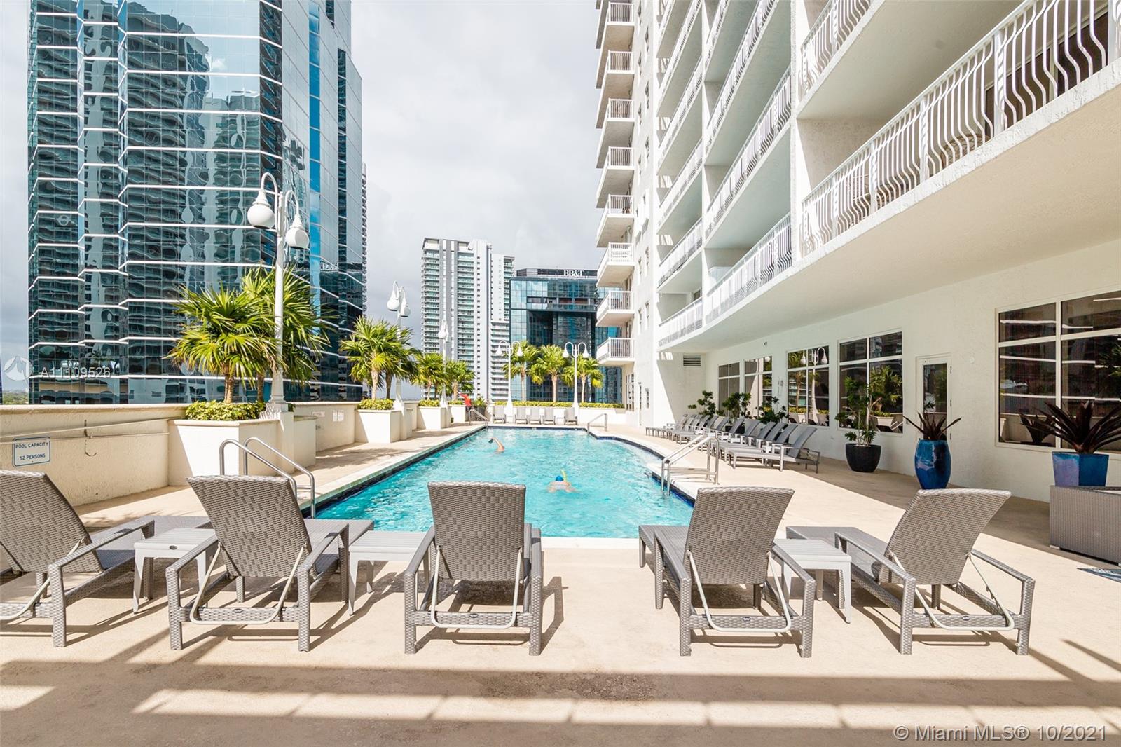 The Club at Brickell Bay - Residential