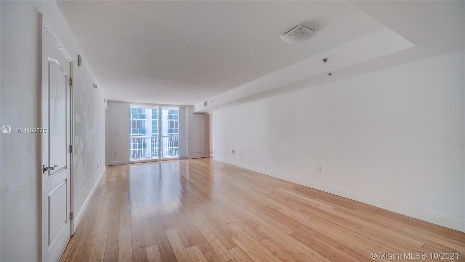 The Club at Brickell Bay - Residential