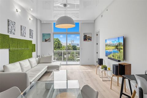 Photo of 2001 Meridian Ave #518, Miami Beach, FL 33139 (MLS # A11872329)