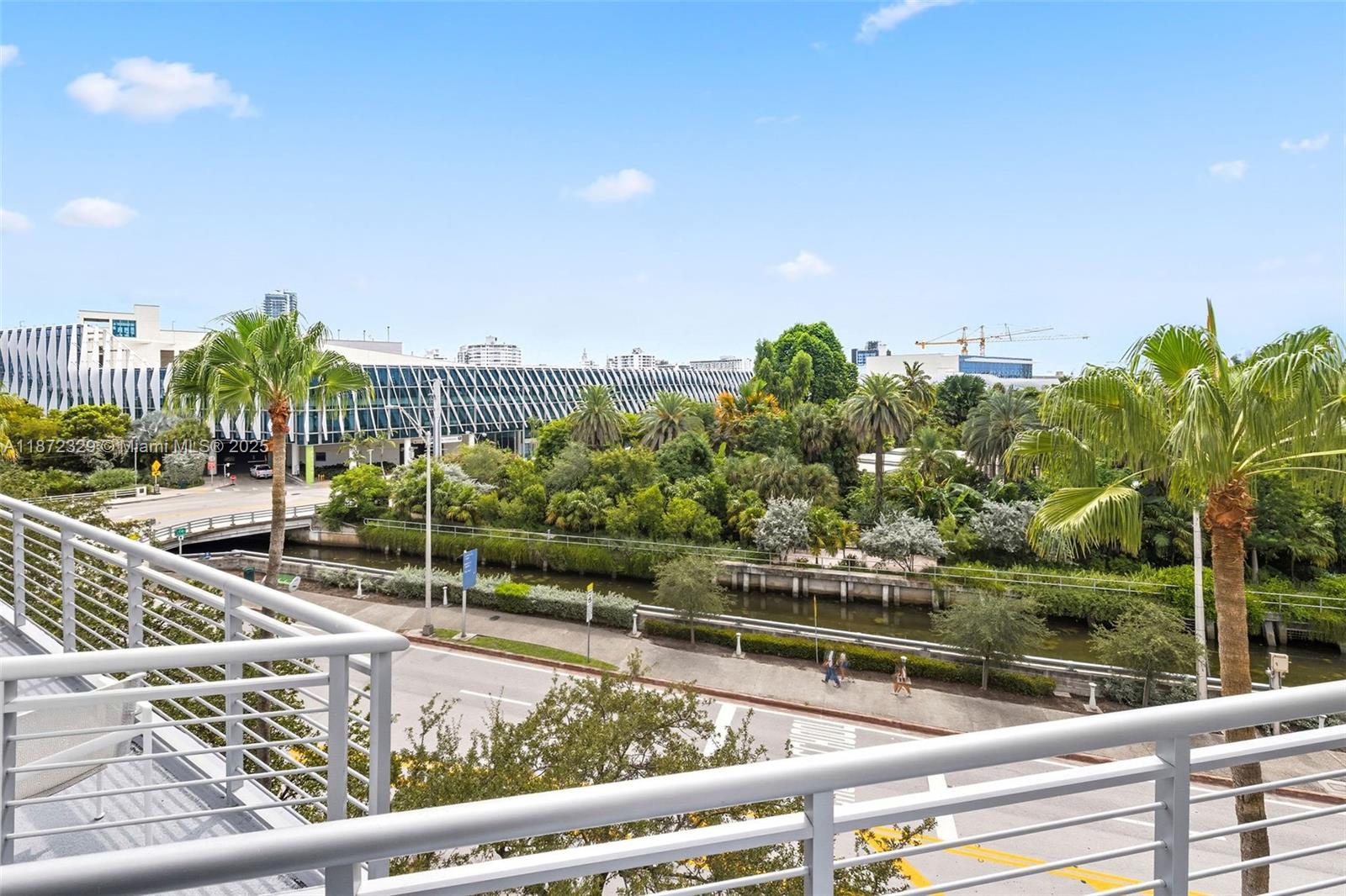 THE MERIDIAN CONDO - Residential