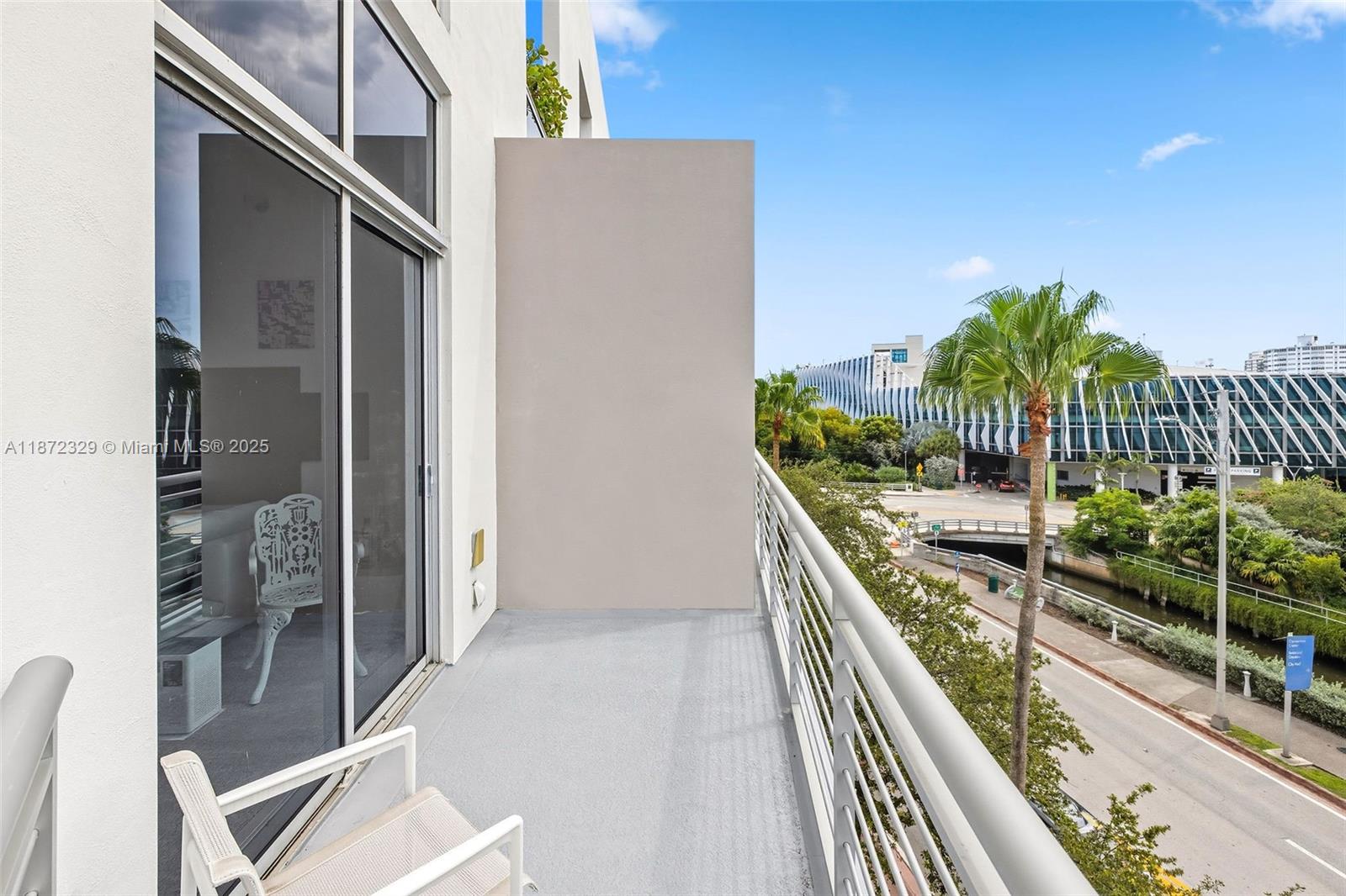 THE MERIDIAN CONDO - Residential