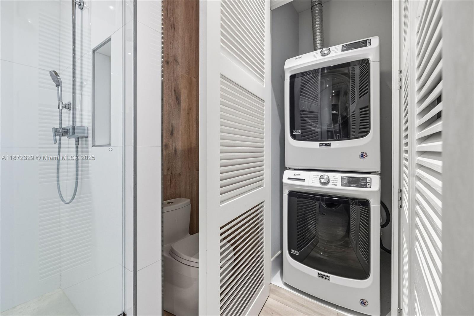 THE MERIDIAN CONDO - Residential