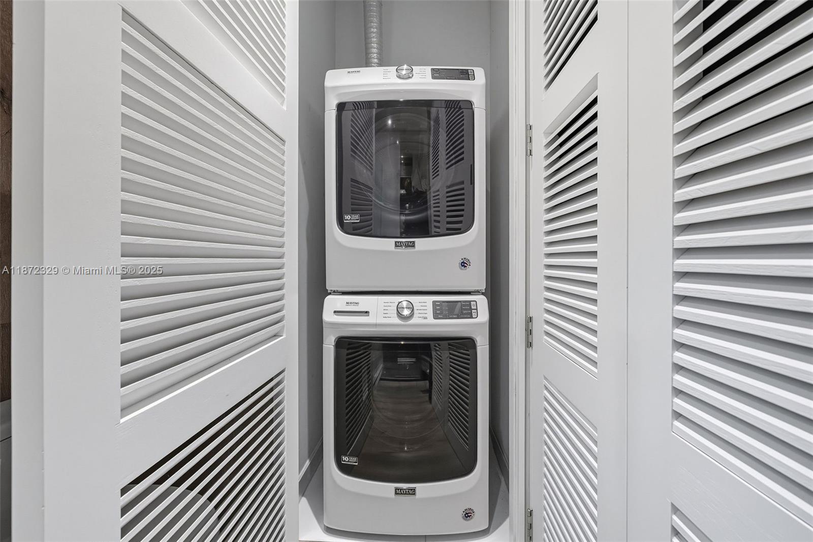 THE MERIDIAN CONDO - Residential