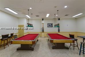 WINSTON TOWERS 200 - Residential