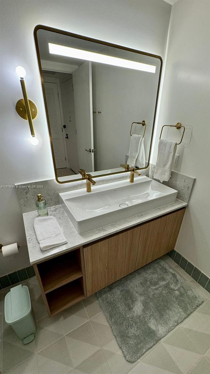 Natiivo / Gale Residences - Residential Lease