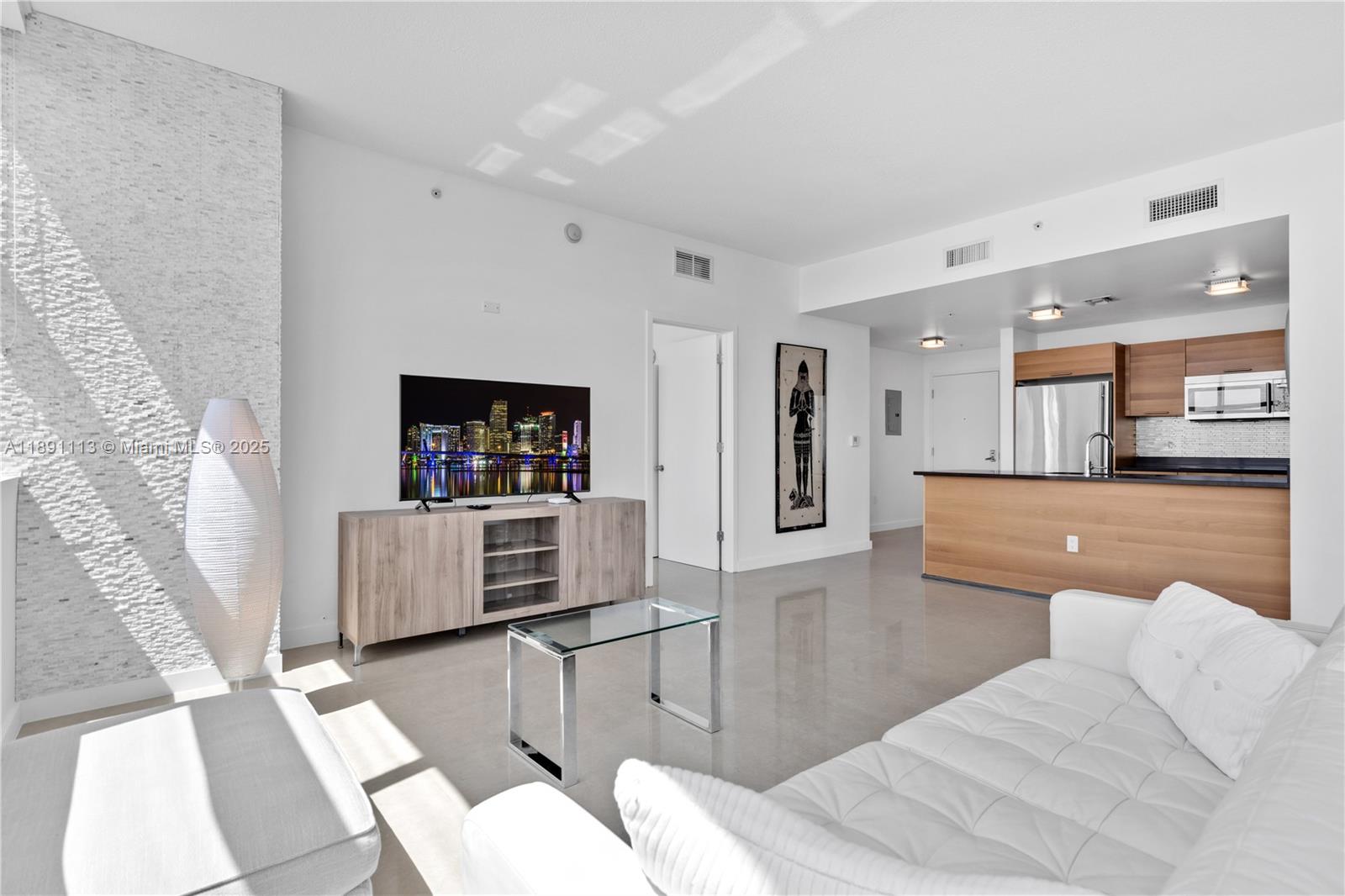 FOUR MIDTOWN MIAMI CONDO - Residential Lease