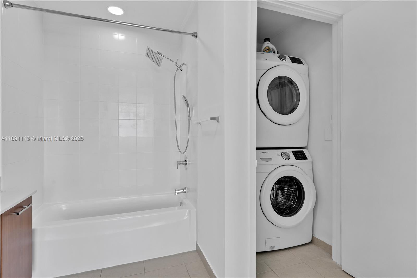 FOUR MIDTOWN MIAMI CONDO - Residential Lease