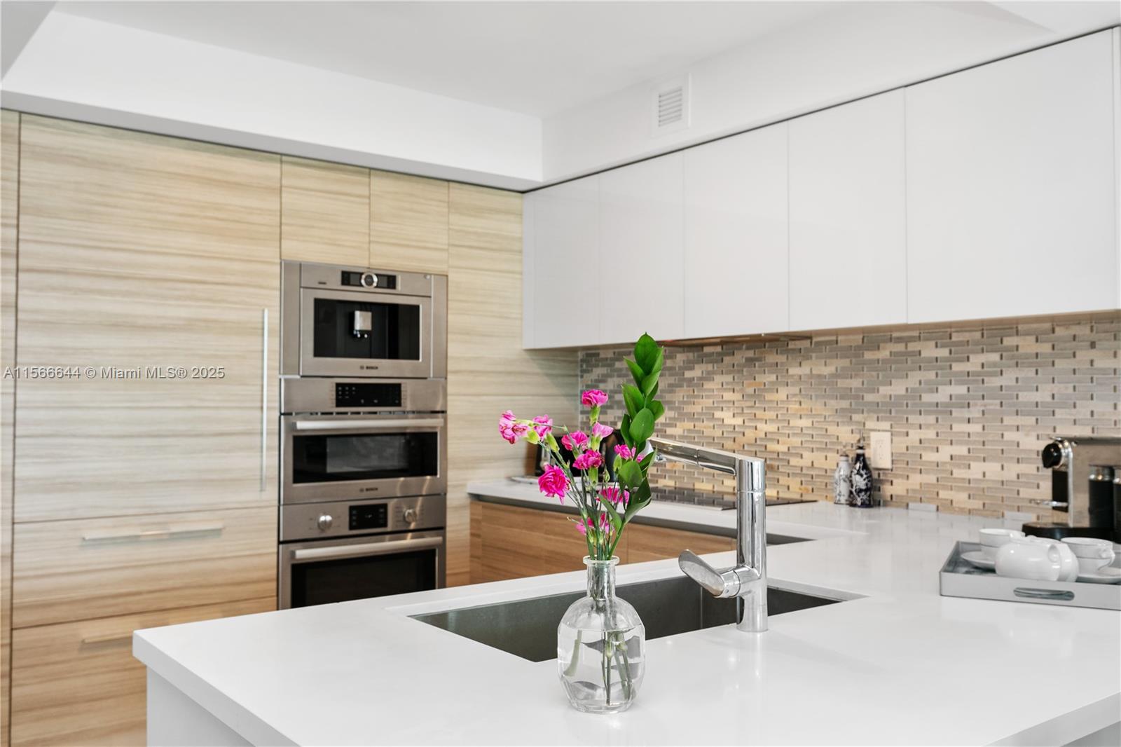 330 Sunny Isles Blvd 5-1103