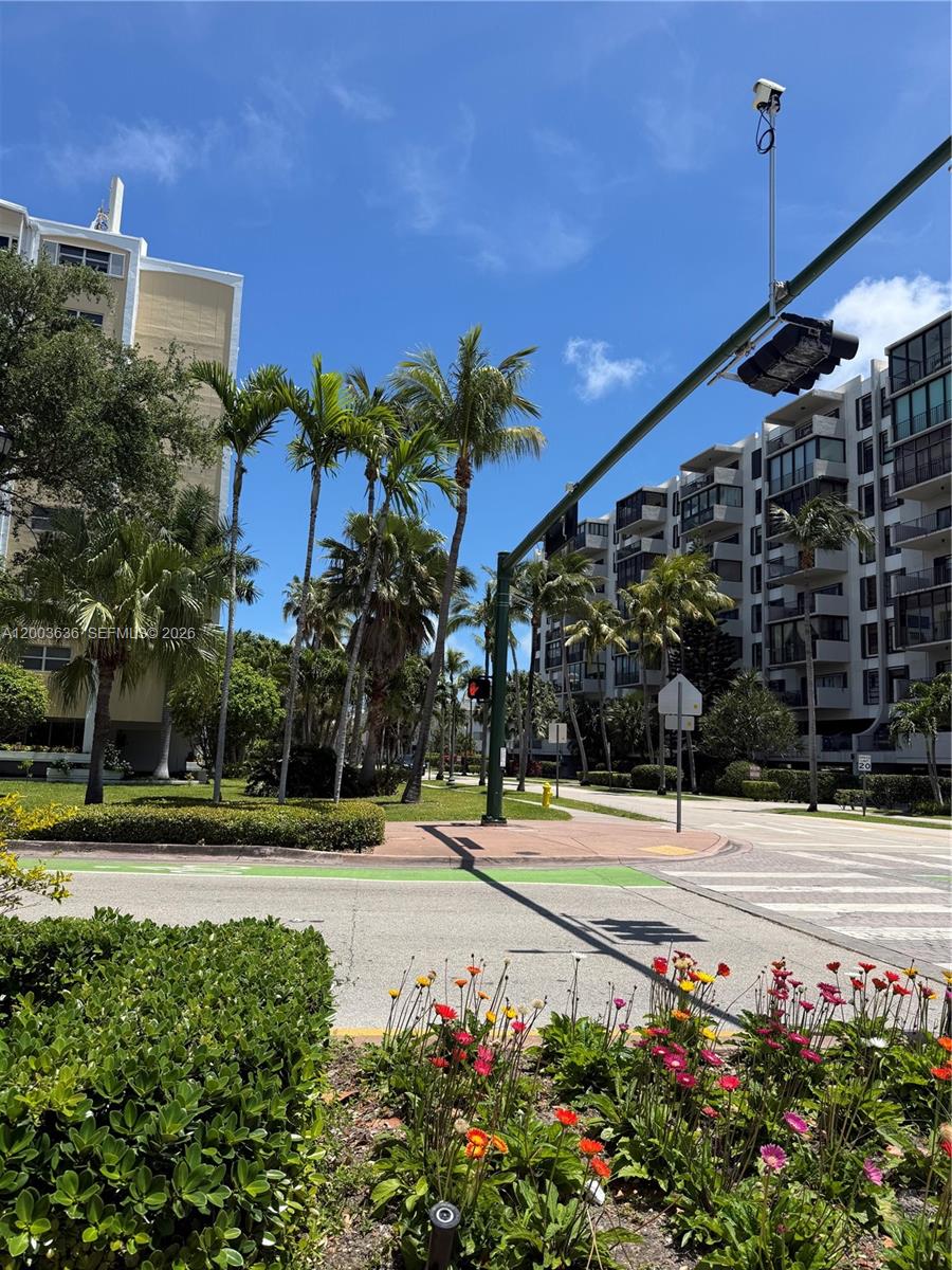 GALEN DRIVE WEST CONDOMIN - Residential Lease
