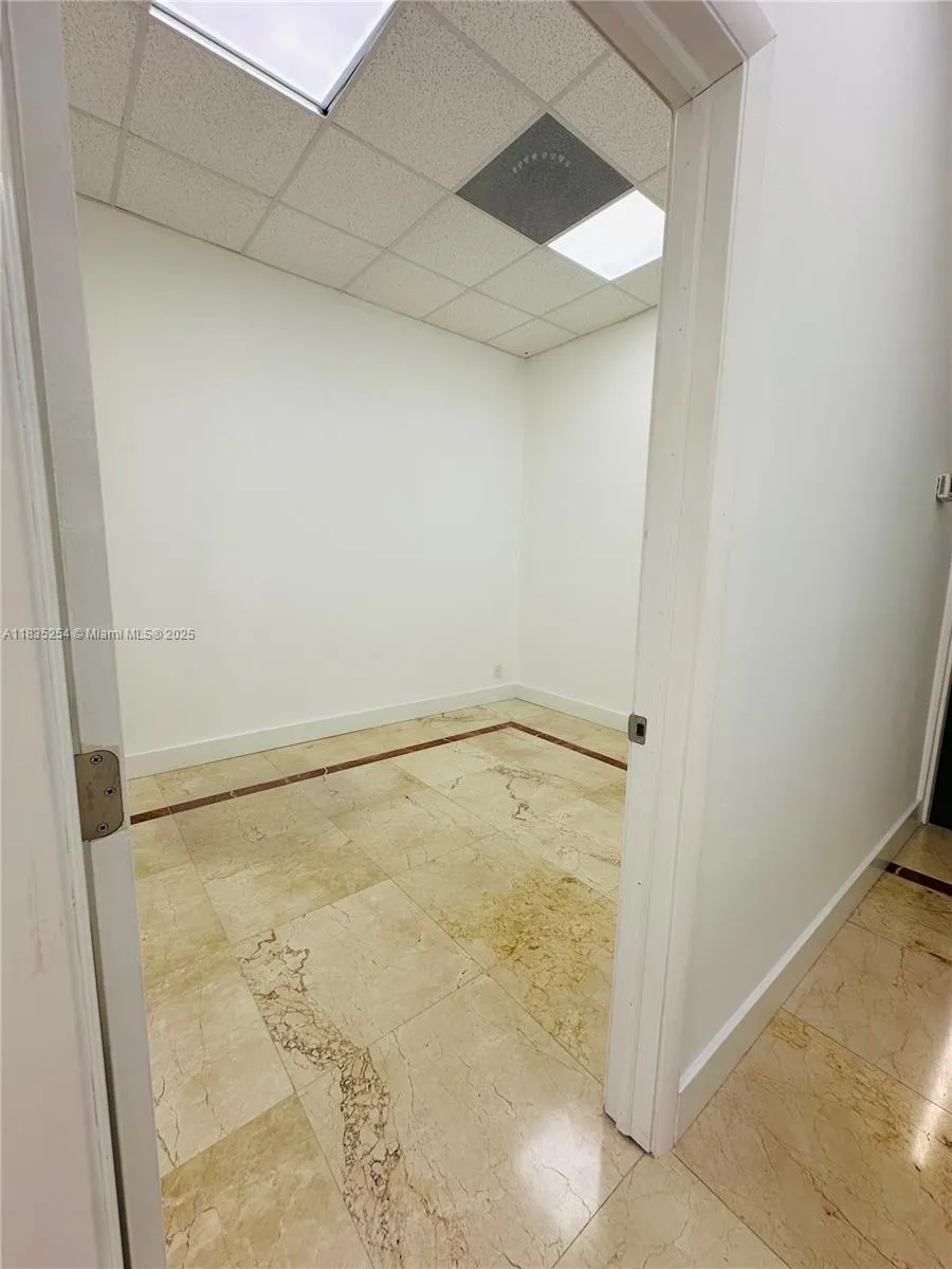 Doral, Florida 33166, United States, ,Residential,Active,166099