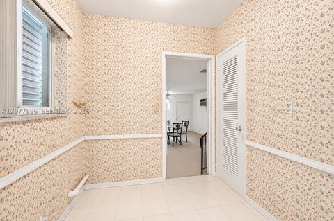 Tiny photo for 425 S 15th Ave, Hollywood, FL 33020 (MLS # A12077556)