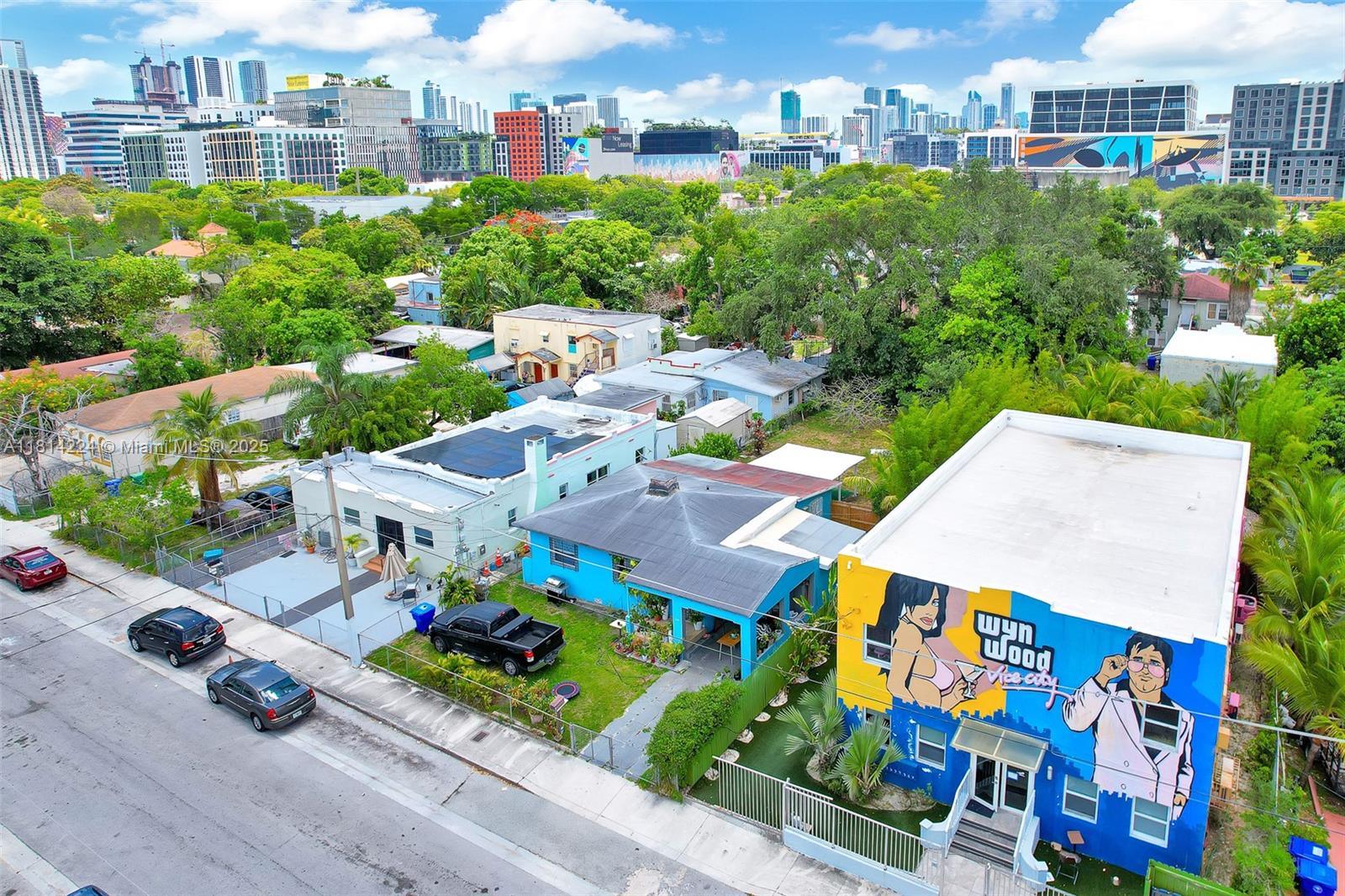266 NW 32nd St