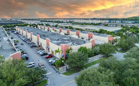 6020 NW 99th Ave 212 Doral FL 33178