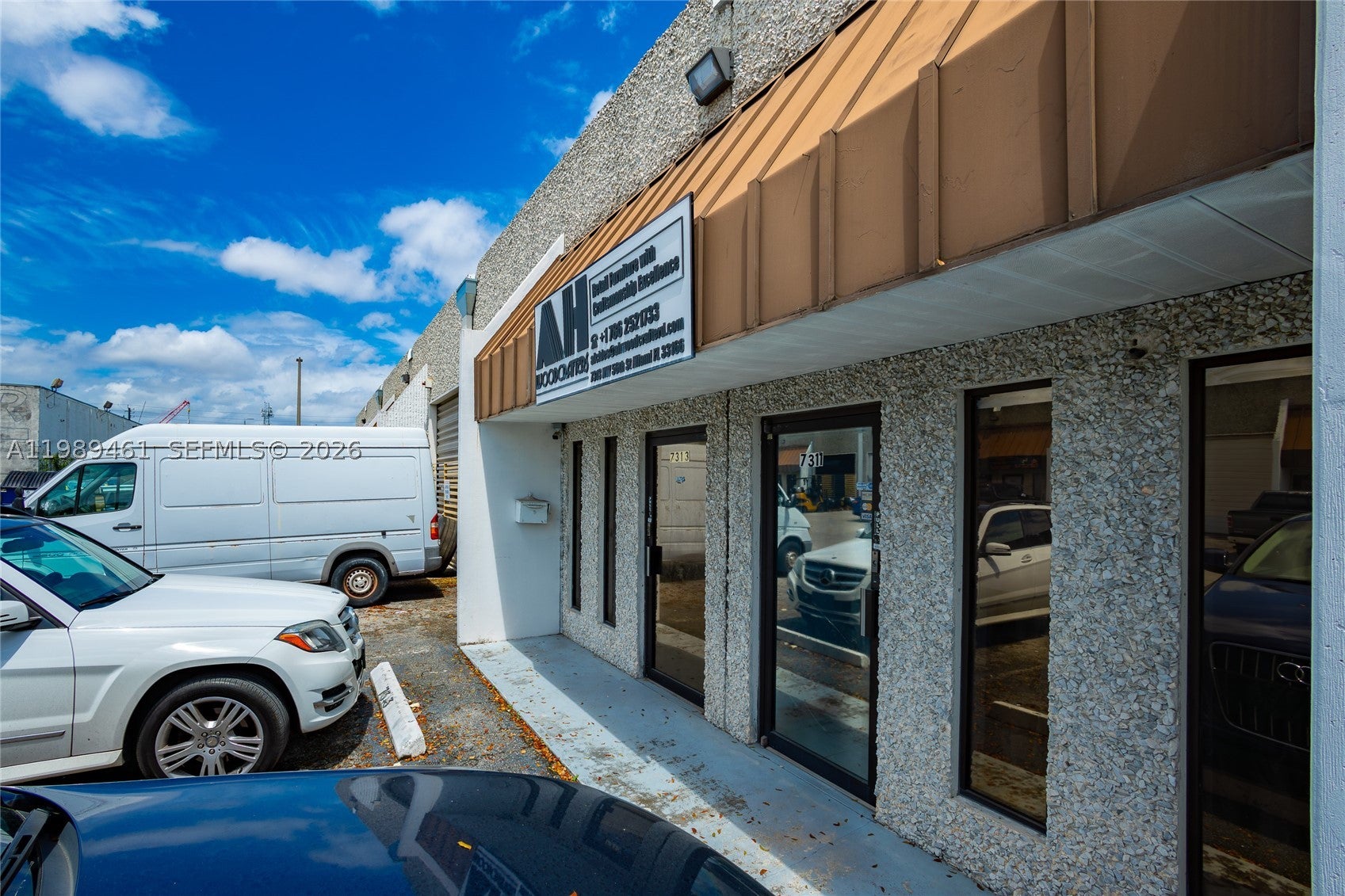 7313 NW 56th St 7313