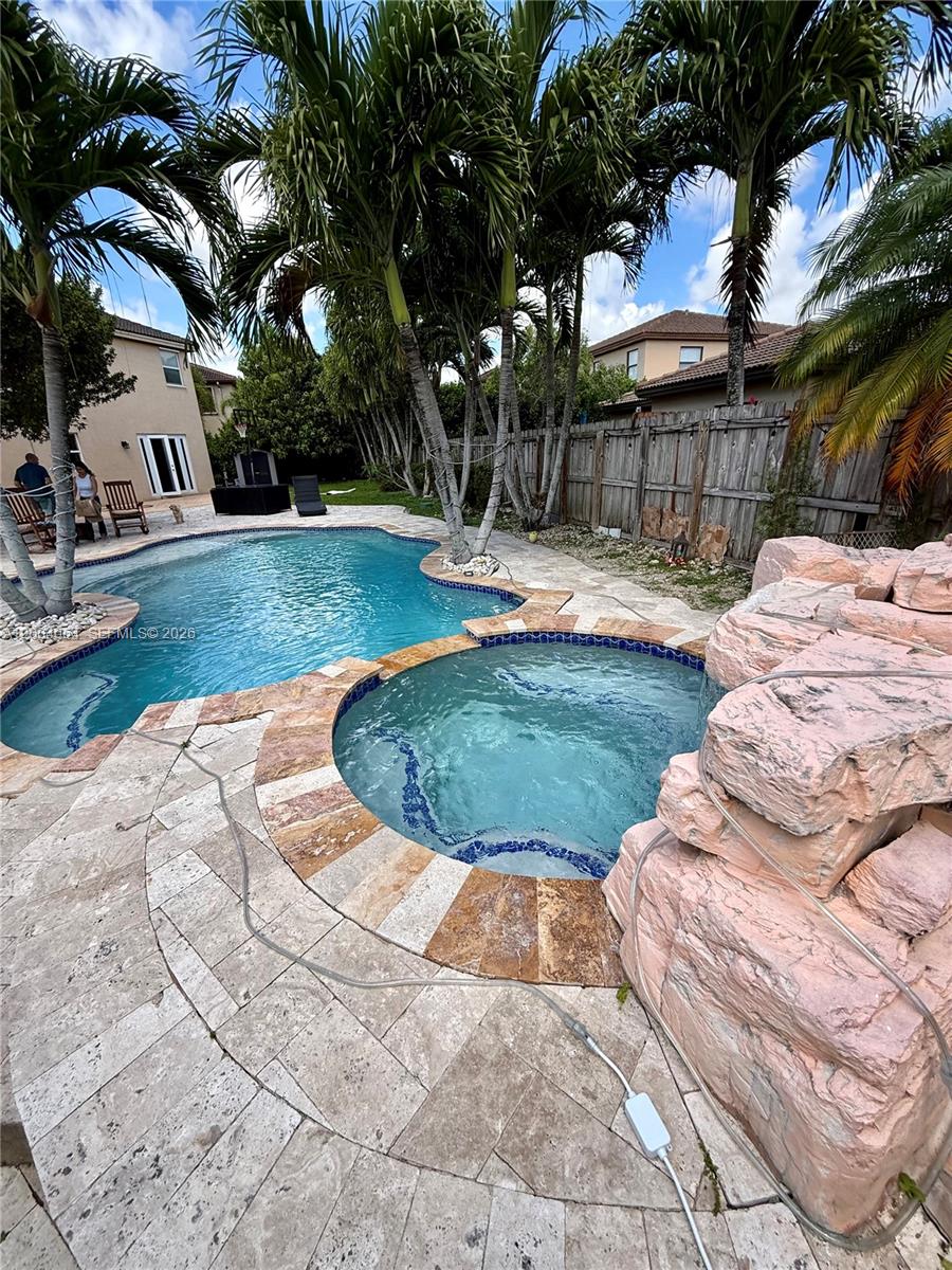 CENTURY GARDENS AT TAMIAM - Residential