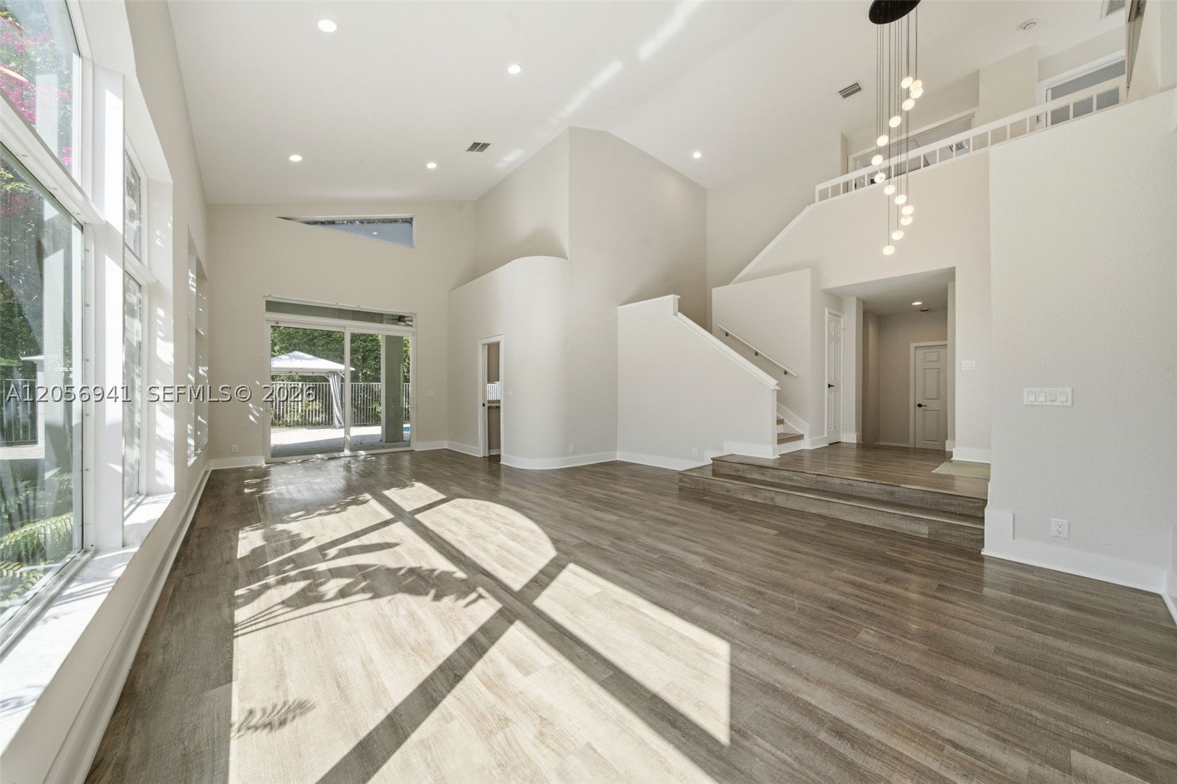 11070 Minneapolis Dr