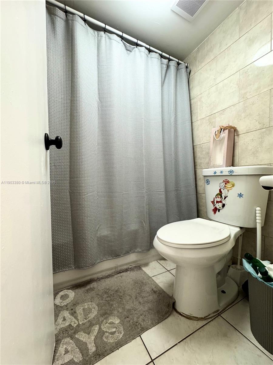 POINT SOUTH CONDO - Residential