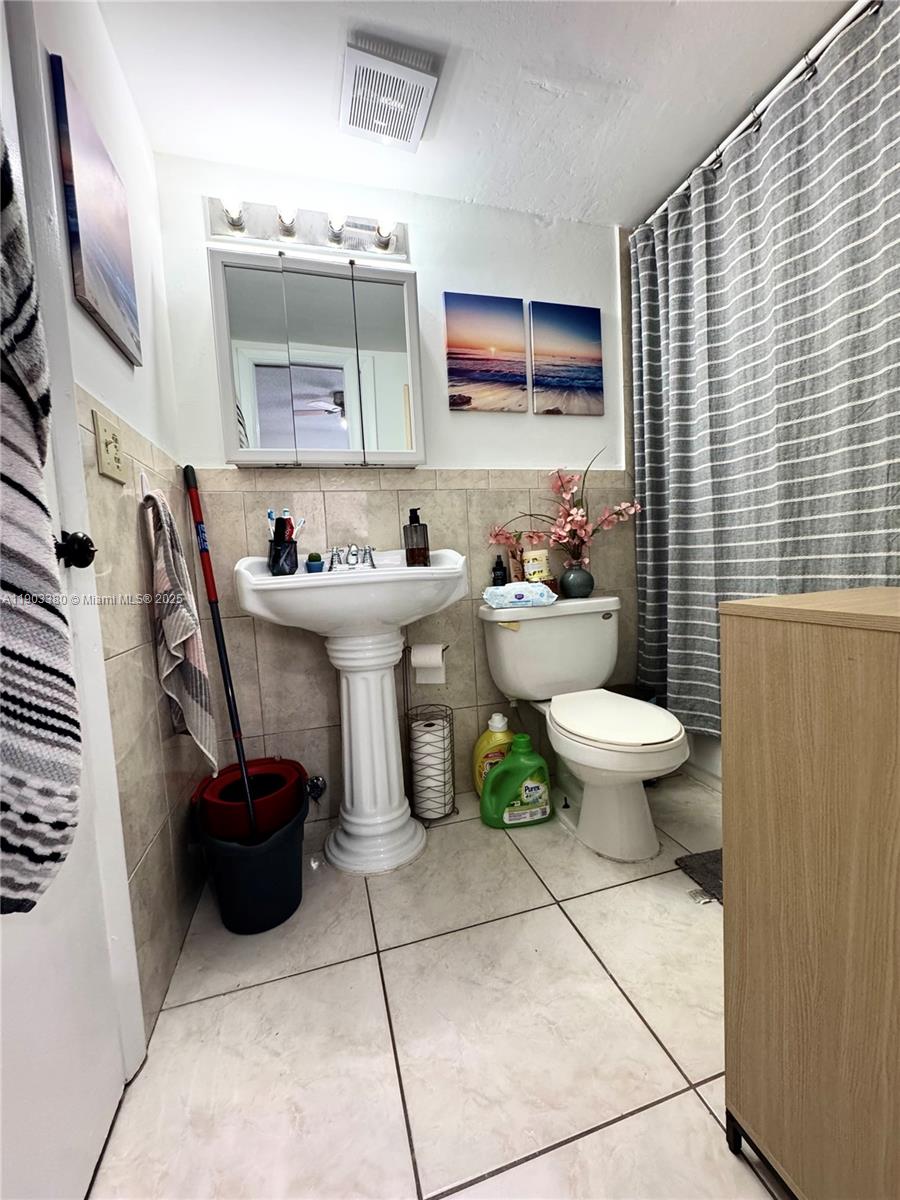 POINT SOUTH CONDO - Residential