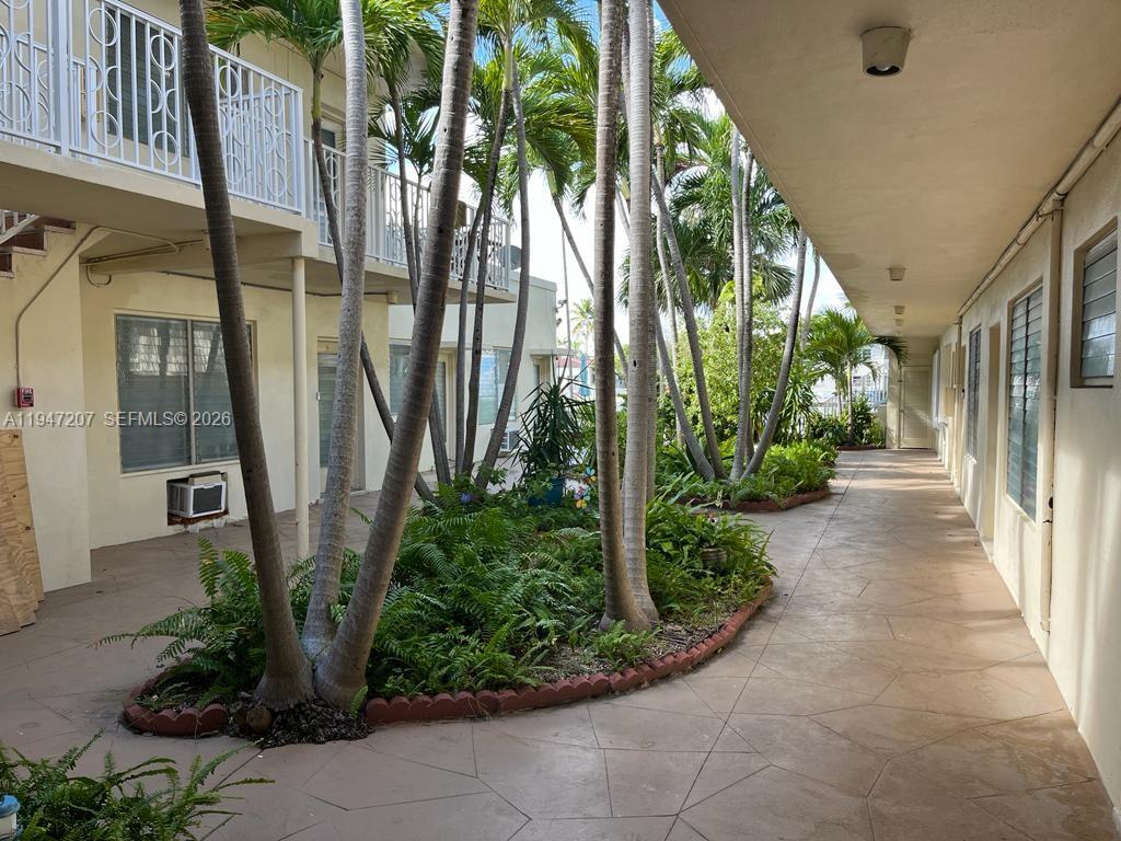 SUNDIAL CONDO - Residential